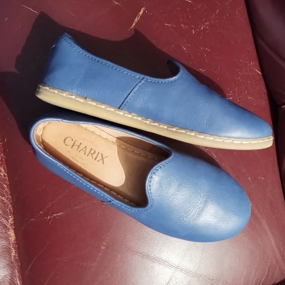 🥿 Charix - Picture 16 of 16